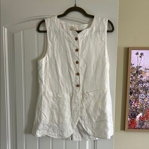 Posse White Sleeveless Button Down Top - Emma vest